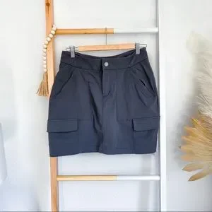 Jupe-short Athleta Trekkie Taille 8 – Grise, Randonnée, Séchage Rapide